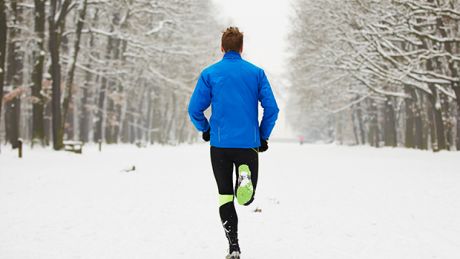 Bieganie zimą - 10 porad by było bezpieczne