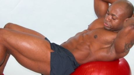 Trening mięśni brzucha