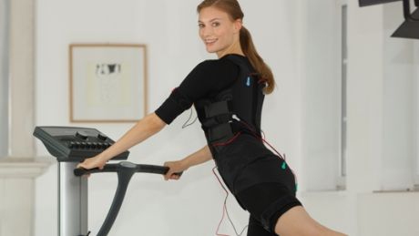 Zintegrowany system trenowania mięśni z Miha bodytec