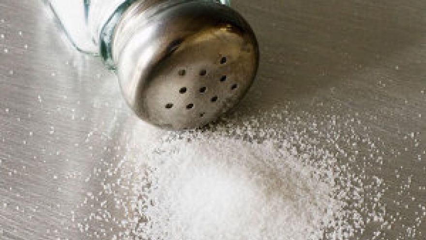 Sól Nadmiar soli odpowiedzialny za ponad 2 miliony zgonów rocznie