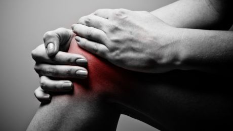 Ból kolana podczas biegu – syndrom pasma biodrowo-piszczelowego