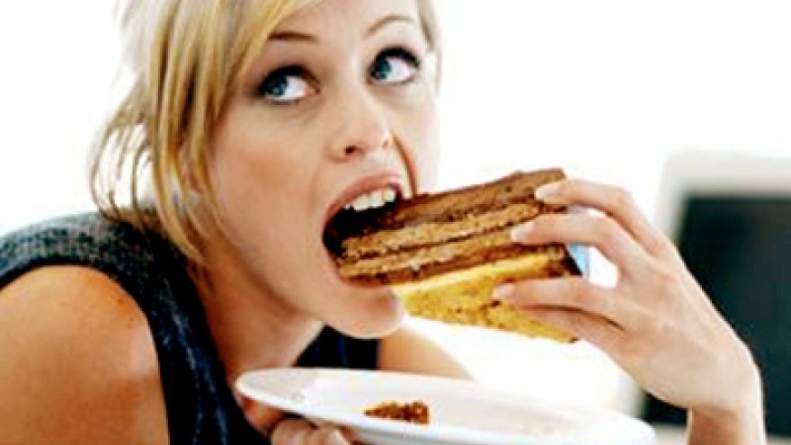 Zaburzenia odżywiania Napadowe jedzenie kompulsywne