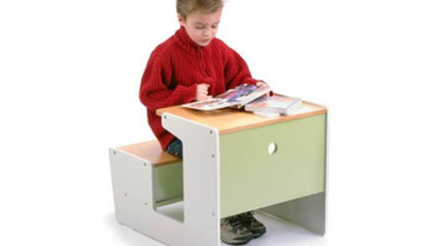 Kręgosłup dziecka Prawidłowa pozycja przy biurku