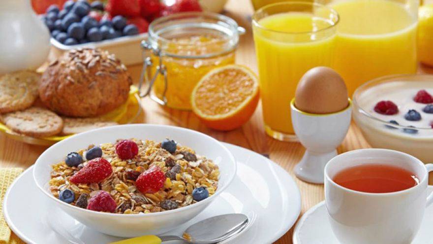 Przemiana materii Śniadanie dla maturzysty – co zjeść, aby sprawnie myśleć