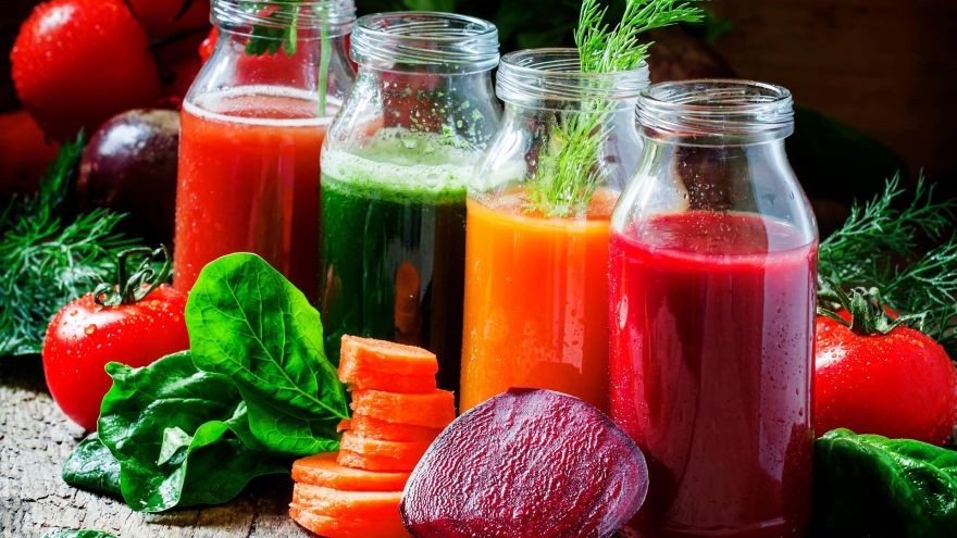 Dlaczego warto spożywać warzywa, owoce i soki?