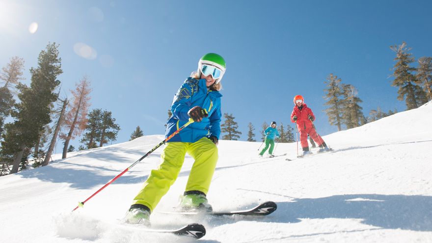 Aktywność fizyczna Top 10, czyli dziesięć rzeczy niezbędnych  na narciarskich trasach 
