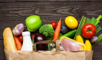 Dieta kontra wiek – sprawdź jakie produkty wybierać, a czego lepiej unikać