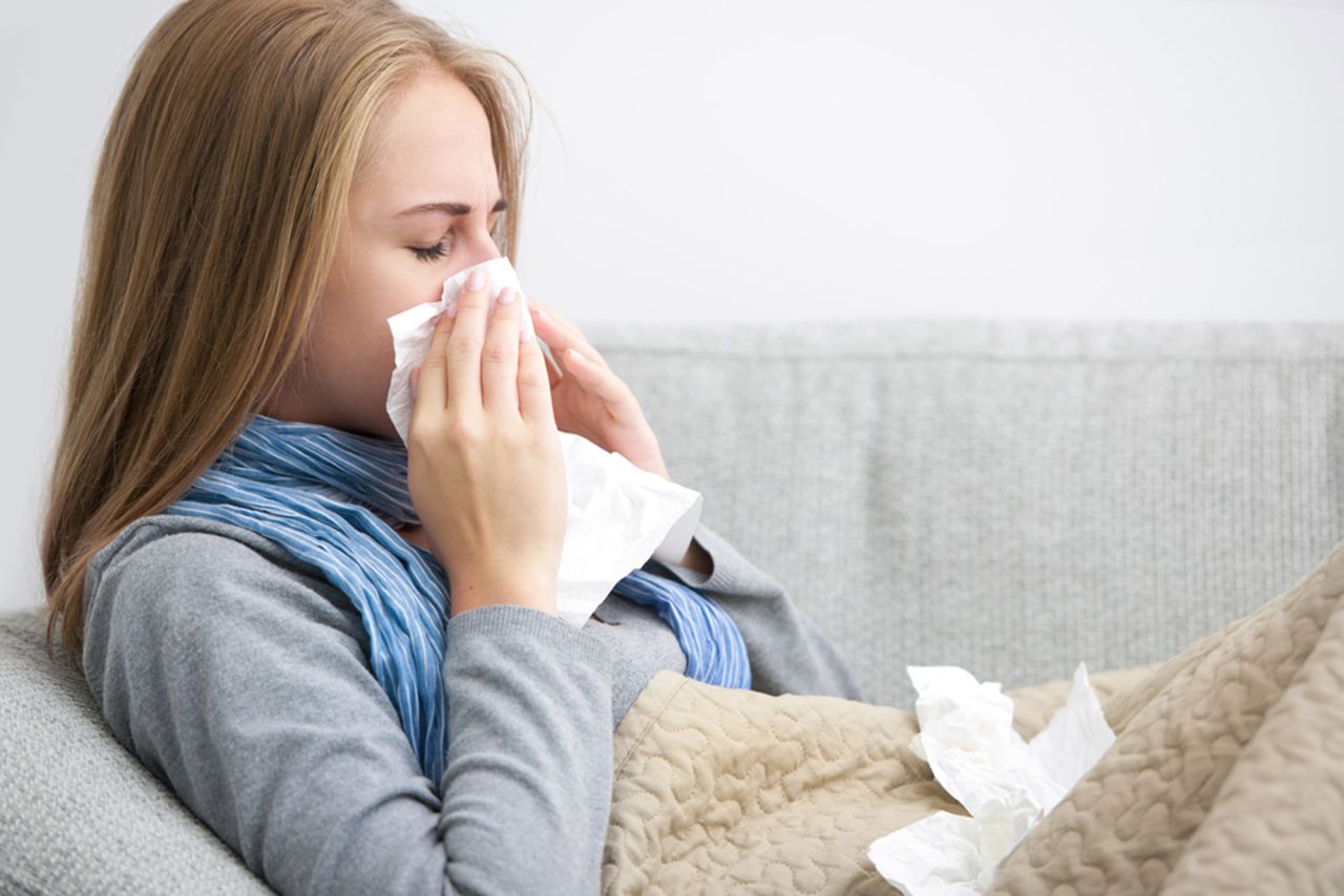 5 domowych sposobów na walkę z przeziębieniem