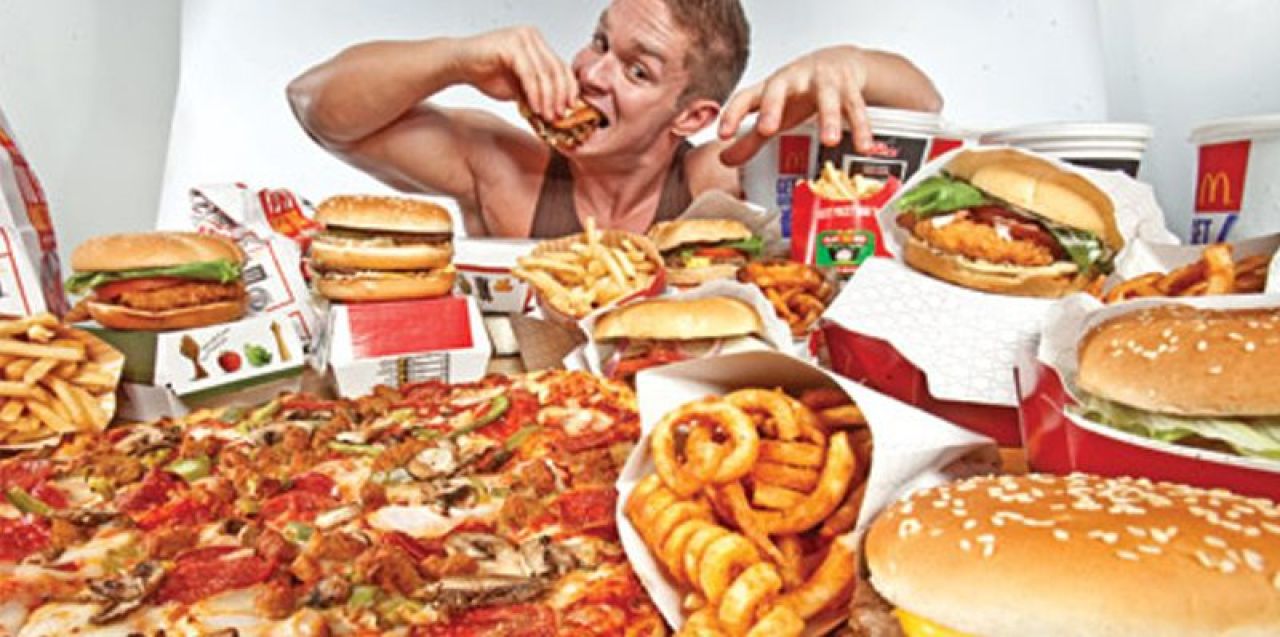 Cheat meal czy pleasure meal? Jak nie warto oszukiwać na diecie