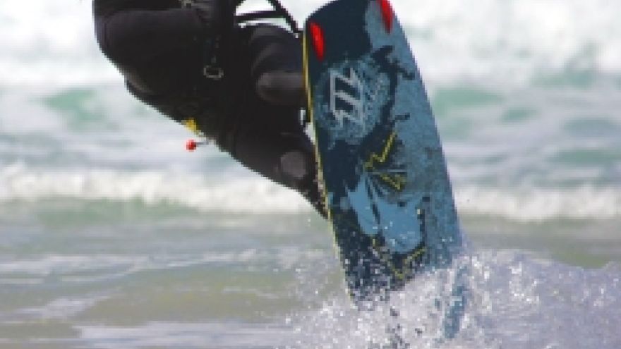 Surfing Aktywność tygodnia: kitesurfing