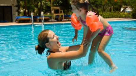 Bezpieczeństwo najmłodszych na basenach