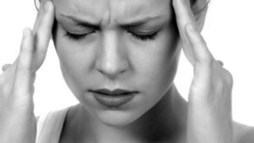 Ból głowy Geny odpowiedzialne za częstsze migreny u kobiet?