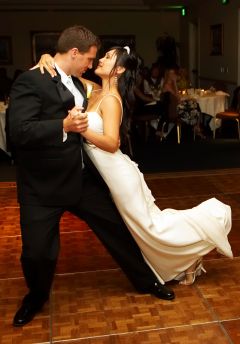 98842-wedding-dance-surprise-2