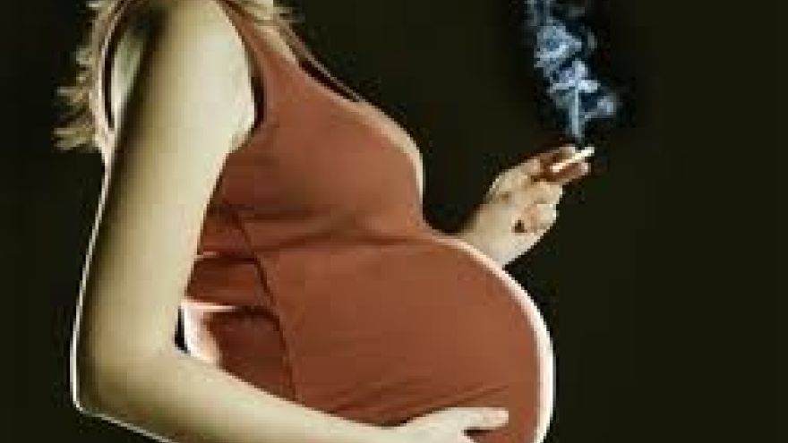  negatywne skutki Palenie w ciąży powoduje wady wrodzone