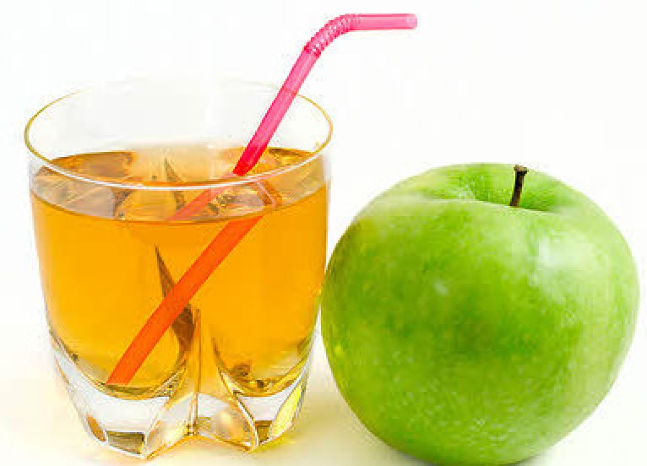 Rakotwórczy pierwiastek w sokach jabłkowych