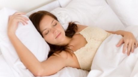 Zadbaj o prawidłową pozycję w czasie snu!