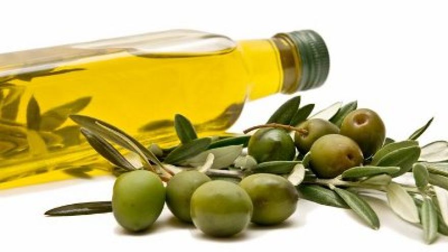 Oliwa z oliwek Oliwa z oliwek – tłuszcz młodości