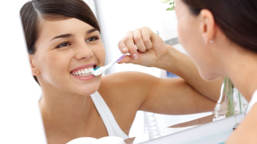 Zęby 7 błędów popełnianych podczas mycia zębów