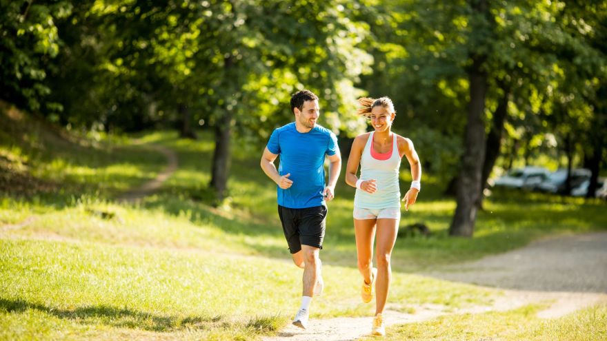 Trening biegowy Poznaj TOP 5 wskazówek jak biegać, żeby schudnąć