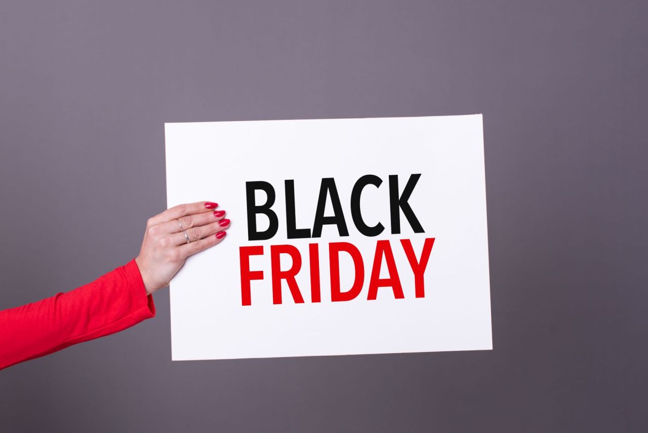 Największe błędy podczas zakupów na Black Friday – czego unikać w 2024 roku?