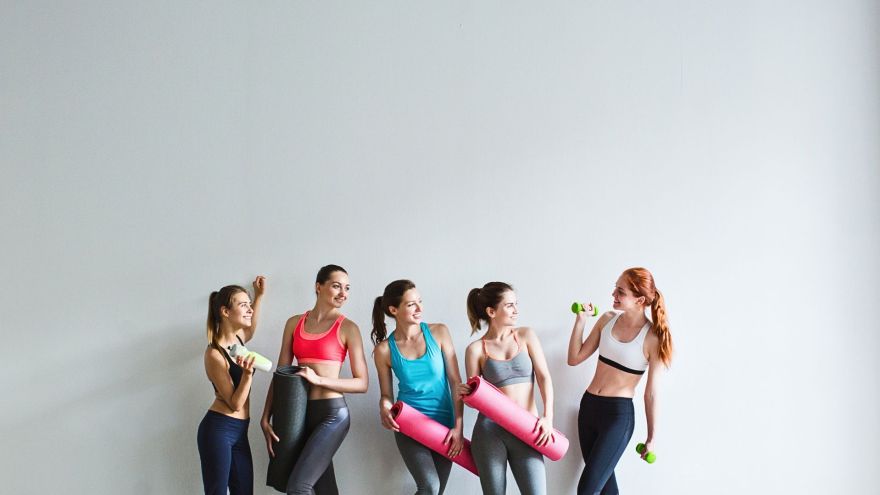 Ćwiczenia Czy fitness bez sprzętu wrócił do łask? Ćwiczenia z ciężarem własnego ciała zyskują na popularności