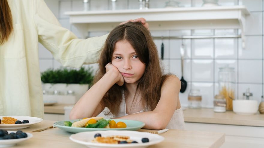 Dieta 7 praktycznych wskazówek, jak komponować talerz zdrowego żywienia dla dzieci i nastolatków