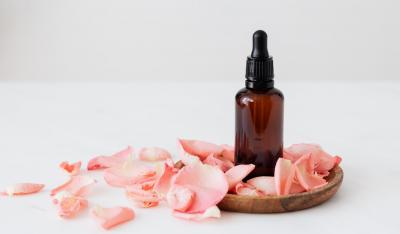 Olejki zapachowe - jak używać by poprawić sobie nastrój 