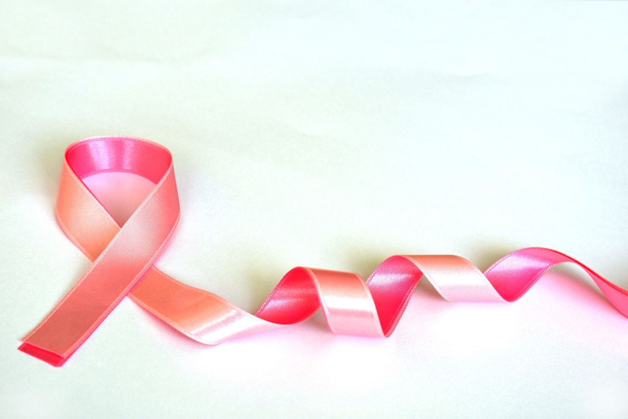 Wpisz profilaktykę raka piersi do swojego kalendarza - nie tylko w październiku