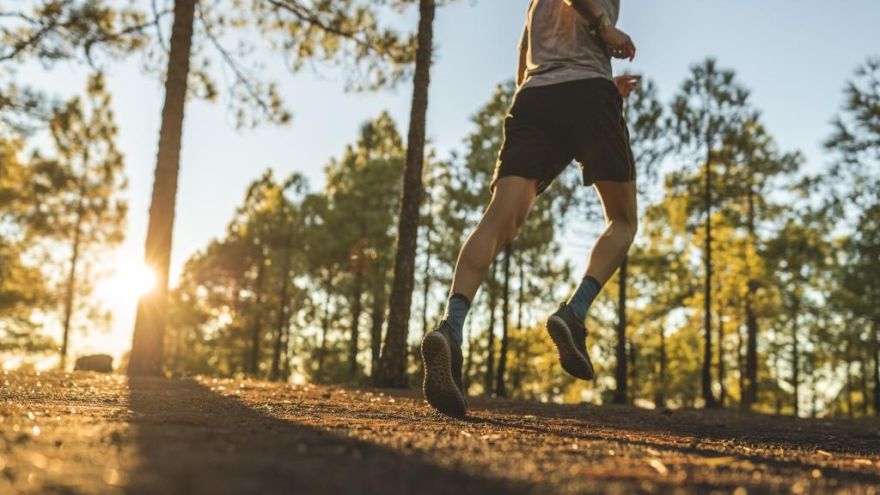 Ćwiczenia Jak wygrać z upałem podczas biegania?