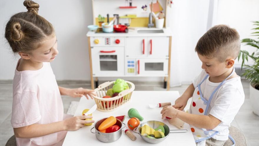 żywienie Żywienie w przedszkolu - jak przygotować dziecko do spożywania posiłków w gronie rówieśników?