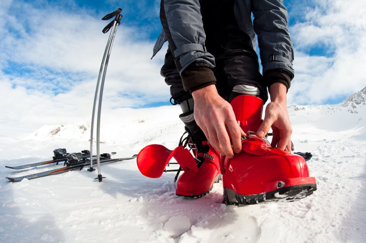 Budowa buta narciarskiego - jak powinno wyglądać jakościowe obuwie narciarza?