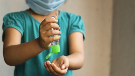 Eksperci zbadają wpływ pandemii na dzieci