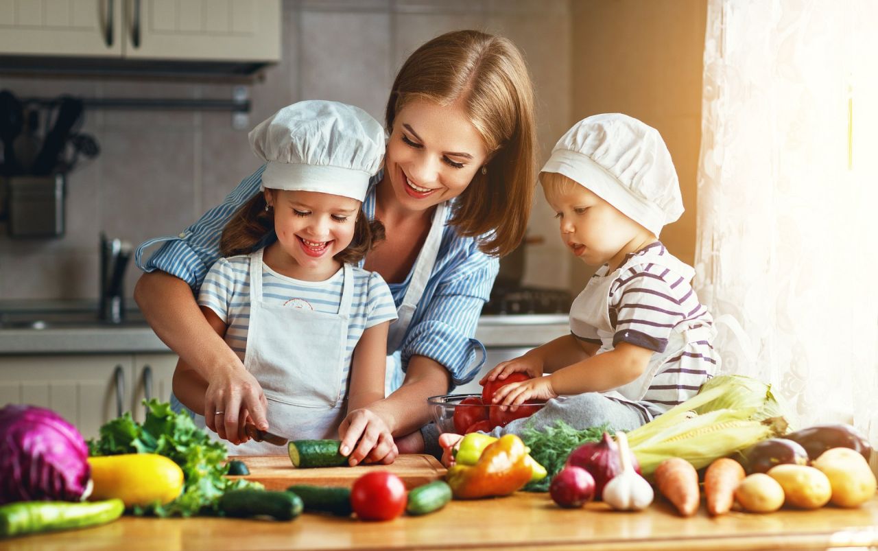 3 nawyki żywieniowe, które warto wprowadzić do diety Twojego dziecka, aby cieszyło się zdrowiem i odpornością